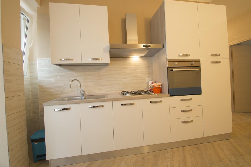 Spezia 33 Apartment *
